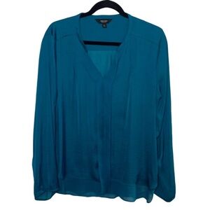 Simply Vera Vera Wang Blue Long Sleeve Blouse with Mandarin Collar. Size XL.